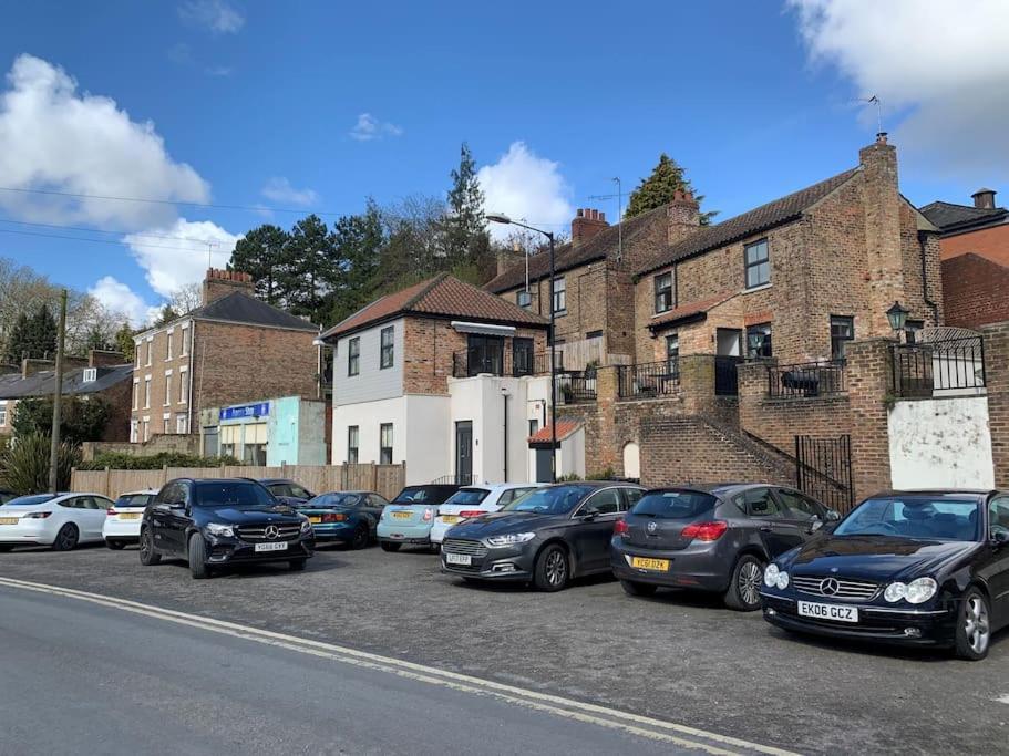 Central Ripon Apartment - View Of The Cathedral! المظهر الخارجي الصورة